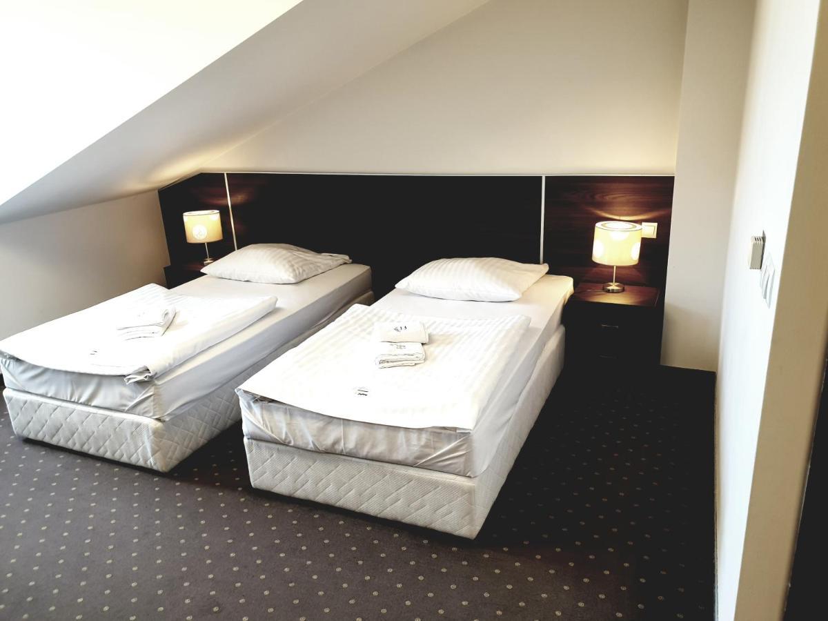 Hotel Perla Podhala Szaflary Esterno foto